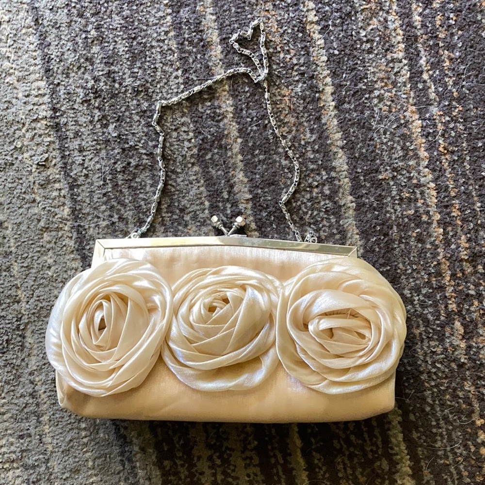 Hand purse